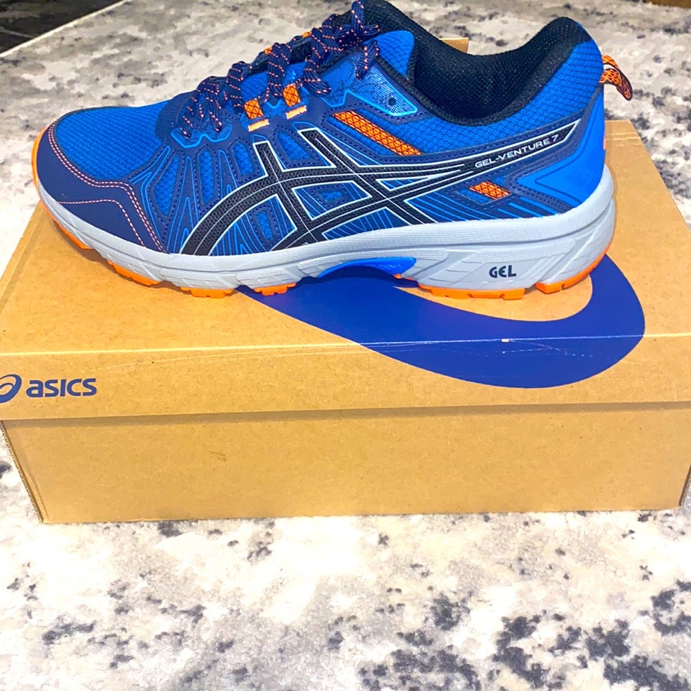 Men’s ASICS gel venture 7 tennis shoes size 10